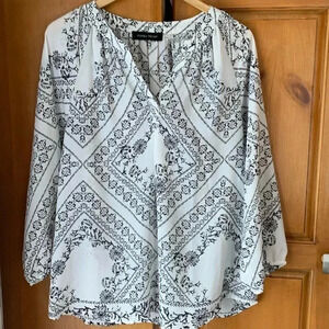 Ivanka Trump  tunic M